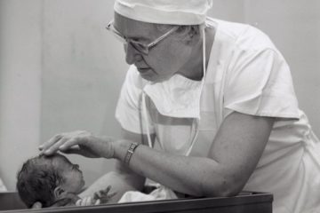 Dr. Virginia Apgar tending to an infant