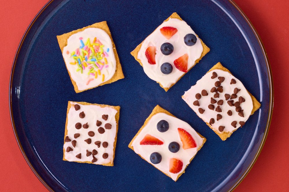 A picture of yogurt frosted cookies.