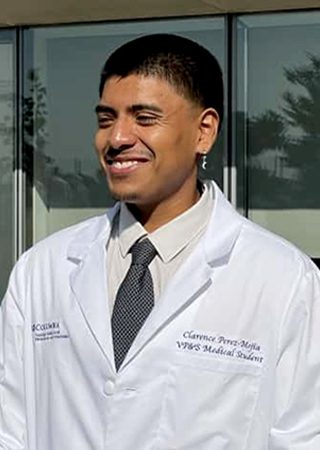 Portrait of NewYork-Presbyterian Lang Youth program graduate Clarence Perez-Mejia.